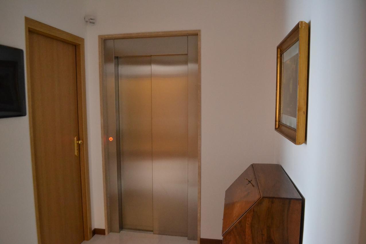 Albergo Quaglia Roseto Degli Abruzzi Luaran gambar